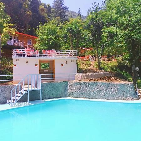 Aamod At Shoghi Luxury Cottage Resort Shimla Exteriör bild