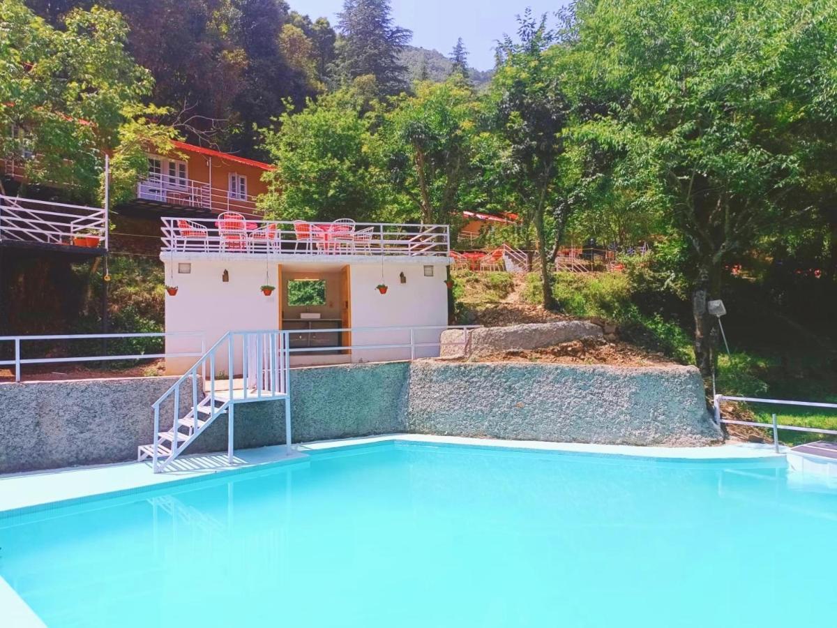 Aamod At Shoghi Luxury Cottage Resort Shimla Exteriör bild