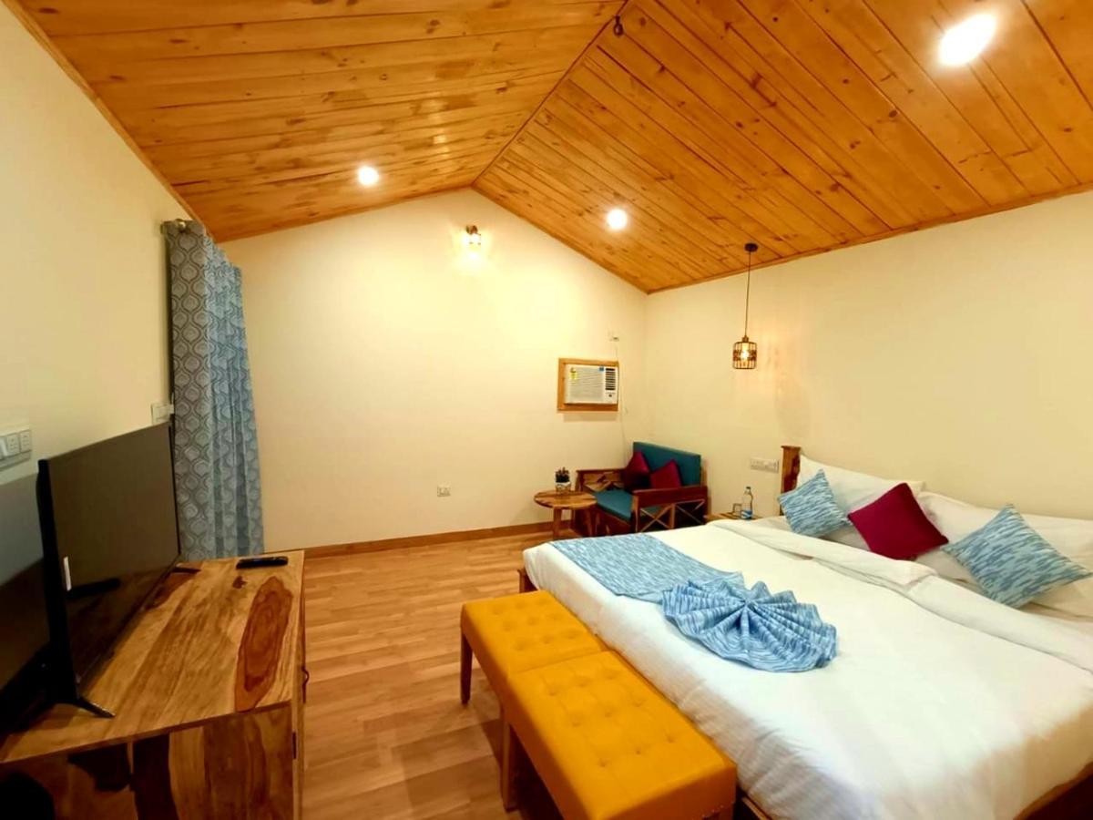 Aamod At Shoghi Luxury Cottage Resort Shimla Exteriör bild
