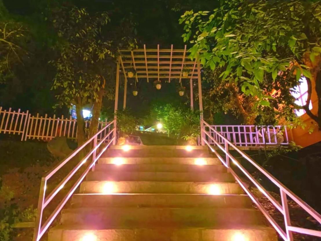 Aamod At Shoghi Luxury Cottage Resort Shimla Exteriör bild