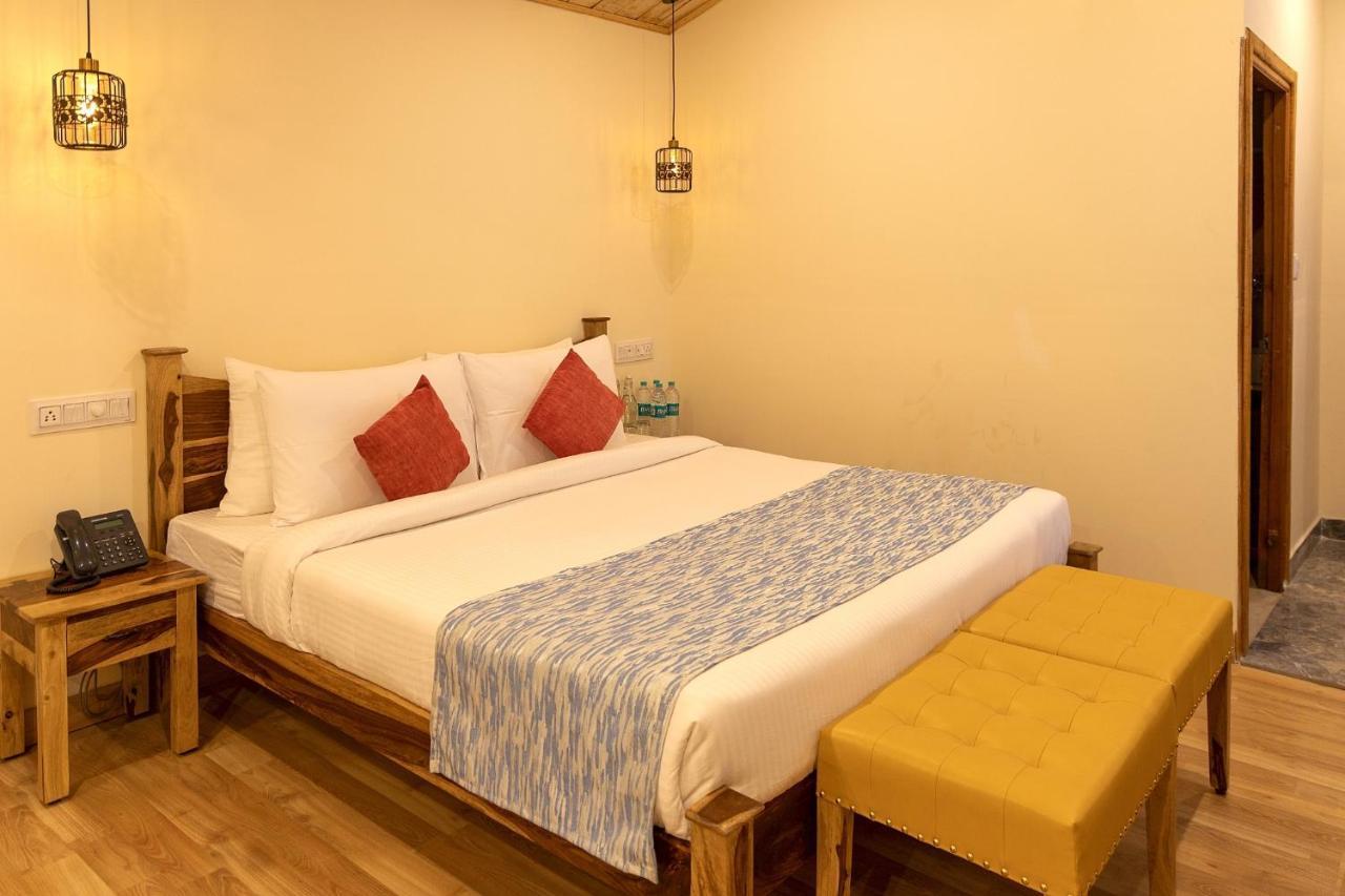 Aamod At Shoghi Luxury Cottage Resort Shimla Exteriör bild