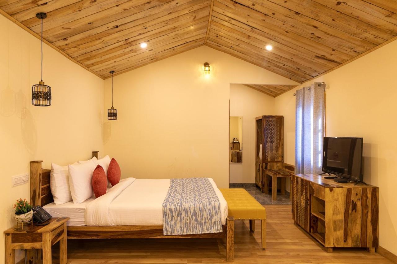 Aamod At Shoghi Luxury Cottage Resort Shimla Exteriör bild